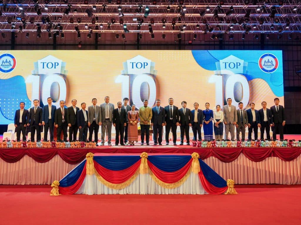 ҒАЛАБАИ МУТЛАҚ: ДУРАХШИ ДАСТАИ ТОҶИКИСТОН ДАР ОЛИМПИАДАИ МАТЕМАТИКИИ АНГКОР–2025 thumbnail 7