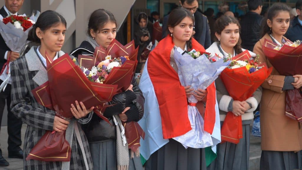 ДАСТАИ МУНТАХАБИ ТОҶИКИСТОН БО 51 МЕДАЛ БА ВАТАН БАРГАШТ thumbnail 8