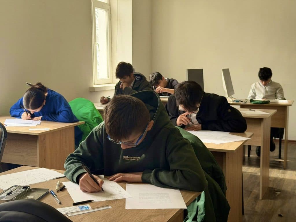 БАРГУЗОРИИ ДАВРИ АВВАЛИ ИНТИХОБИИ ОЛИМПИАДАИ БАЙНАЛМИЛАЛИИ «IMO-2026»