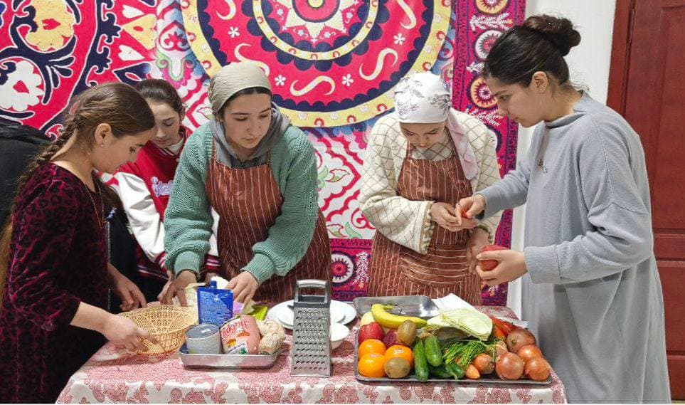 БАРНОМАИ ФАРОҒАТӢ ДАР ҲОШИЯИ ОЛИМПИАДА: ФАЗОИ ИЛҲОМ ВА ҲАМДИЛӢ thumbnail 3