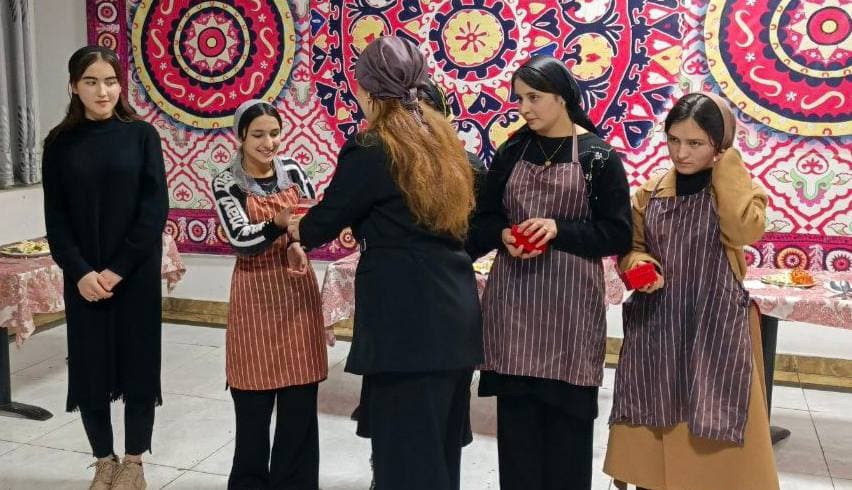 БАРНОМАИ ФАРОҒАТӢ ДАР ҲОШИЯИ ОЛИМПИАДА: ФАЗОИ ИЛҲОМ ВА ҲАМДИЛӢ thumbnail 8